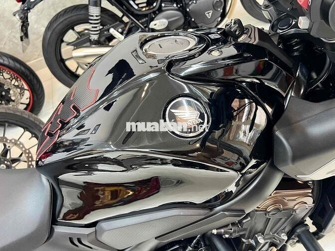 CB650R E-CLUTCH MODEL 2025 LIKE NEW BẢO HÀNH HÃNG