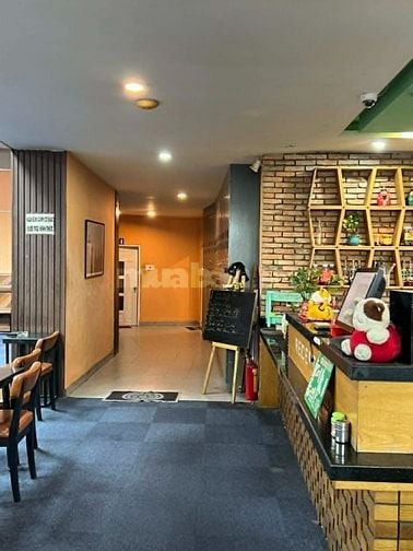 Cho thuê mặt bằng kinh doanh - Đường lớn ngã tư Âu Cơ và Lạc Long Quân