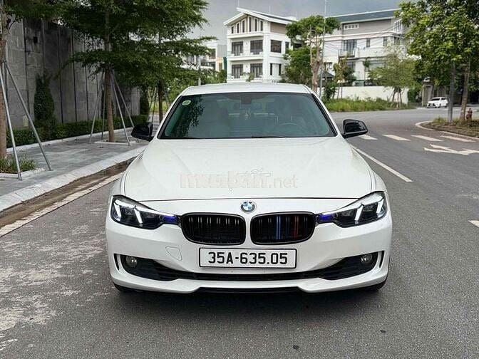 BMW 320i 2013 Trắng