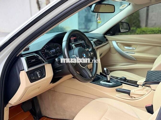 BMW 320i 2013 Trắng