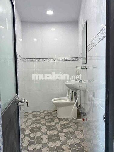 mặt tiền hẻm 391 Huỳnh Tấn Phát hẻm thẳng 1 trục 3m