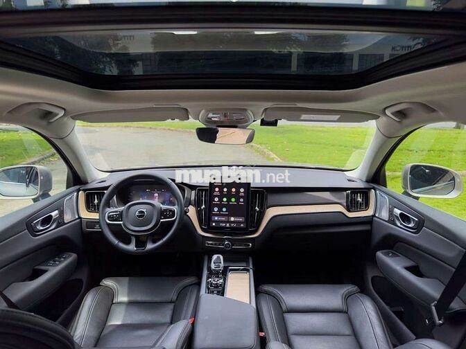 Volvo XC60 Ultra model 2026 siêu lướt 8.800km