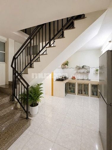 4x10, nhà có 1 lầu, hẻm xh đường Hương Lộ 2, giáp Phan An
