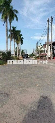 Bán đất nền thổ cư, thuộc thành phố Vĩnh Long.  Pháp lý đầy đủ.