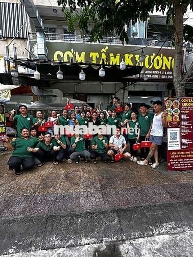 TUYỂN PHỤC VỤ BAO ĂN Ở - CƠM TẤM