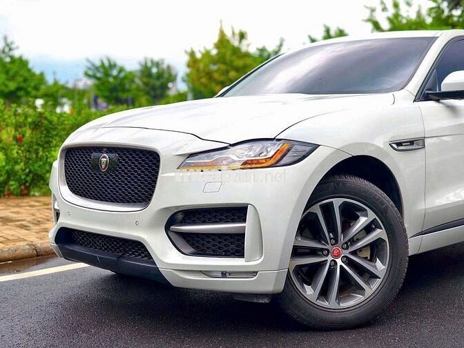 Jaguar F-Pace R-Sport 2019 siêu lướt độc nhất VN