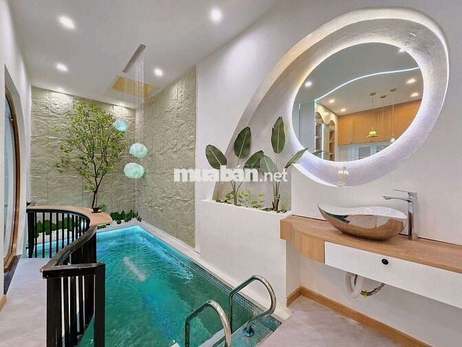 Cho thuê nhà 4PN có bể bơi Lê Đình Lý, kết nối sân bay và cầu Rồng