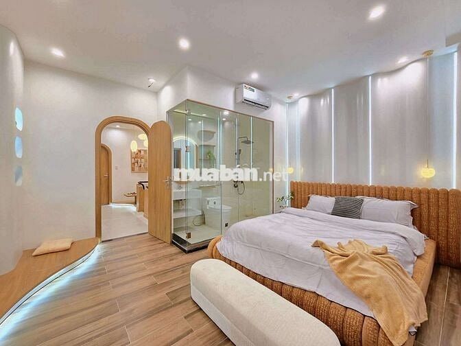 Cho thuê nhà 4PN có bể bơi Lê Đình Lý, kết nối sân bay và cầu Rồng