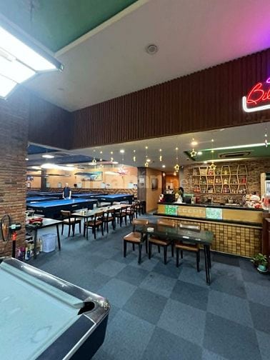 Cho thuê mặt bằng kinh doanh - Đường lớn ngã tư Âu Cơ và Lạc Long Quân