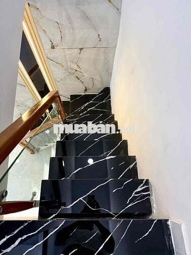 mặt tiền hẻm 391 Huỳnh Tấn Phát hẻm thẳng 1 trục 3m