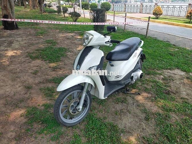 Piaggio Liberty 125 Trắng Nguyên bản