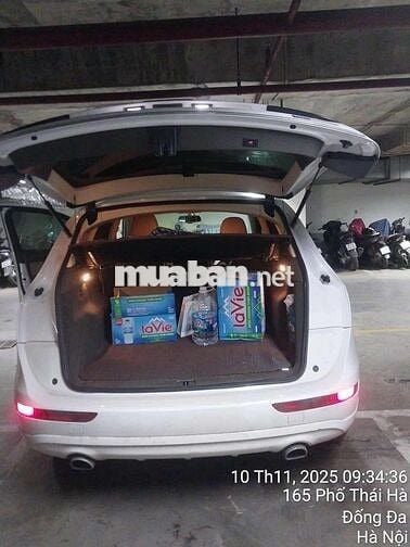 Audi Q5 Trắng 5 chỗ