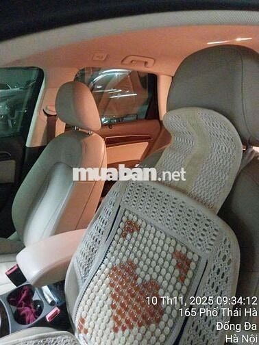 Audi Q5 Trắng 5 chỗ