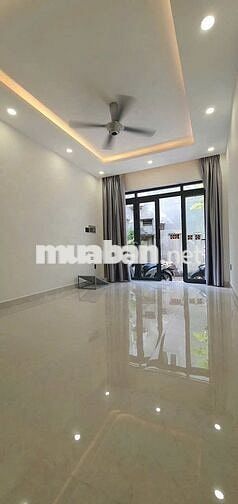 Nhà Nguyên Căn Mới Đường Nguyễn Văn Đừng - 3PM 4WC - 3.7x14.2m