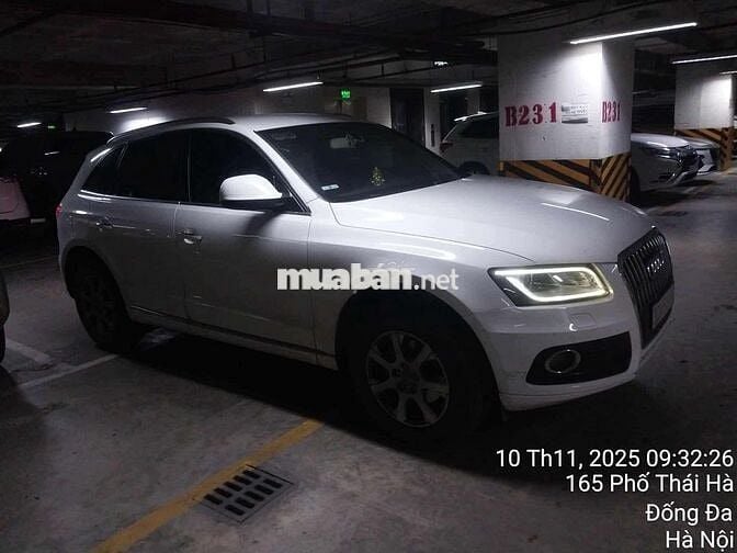 Audi Q5 Trắng 5 chỗ