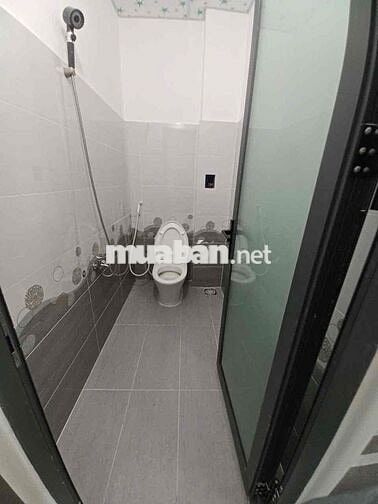 cho thuê nhà thống nhất p15 (4x17) trệt lầu , 3pn , 2wc nhà mới xây
