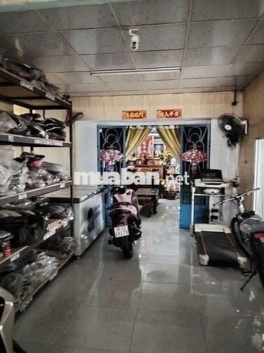🏡 NHÀ CẤP 4 VỊ TRÍ VÀNG – NGAY NGÃ TƯ LÊ VĂN LƯƠNG & NG. THỊ THẬP Q.7