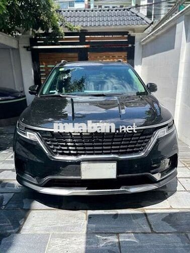 KIA Carnival Premium 2.2D Diesel 2023 Đen 8 chỗ