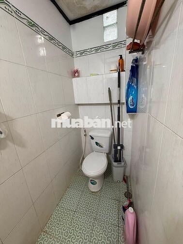 Nhượng phòng duplex ngay Ngã 4 Hàng Xanh