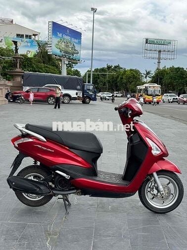 Yamaha acuzo đỏ