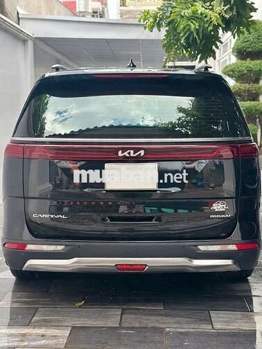 KIA Carnival Premium 2.2D Diesel 2023 Đen 8 chỗ