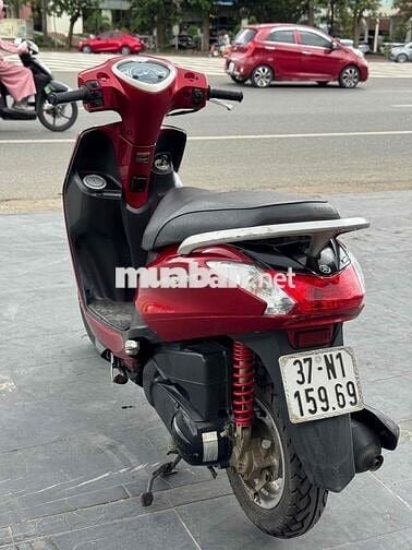 Yamaha acuzo đỏ