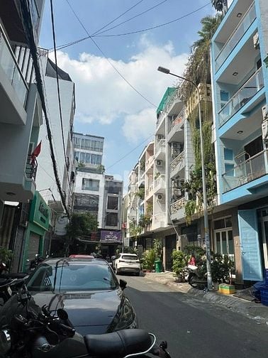 MT KHU ĐƯỜNG HOA – 5 TẦNG –NGAY KHU ẨM THỰC PHAN XÍCH LONG