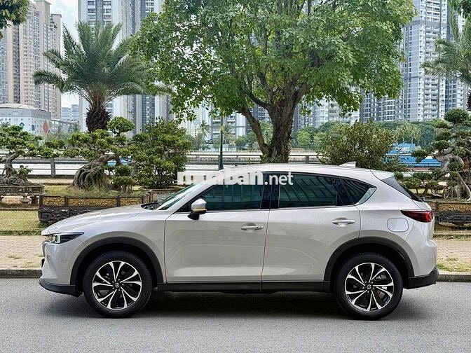 Siêu Lướt Mazda CX5 2.0L Deluxe 2024 Vàng Ánh Kim
