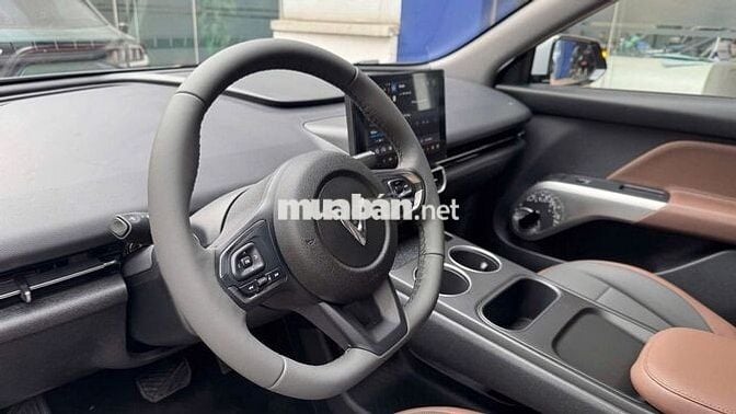 VinFast MPV7 Trắng Ô tô điện