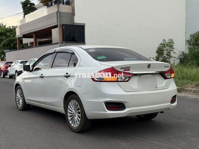 Suzuki Ciaz 2019 1.4AT Trắng Tự động