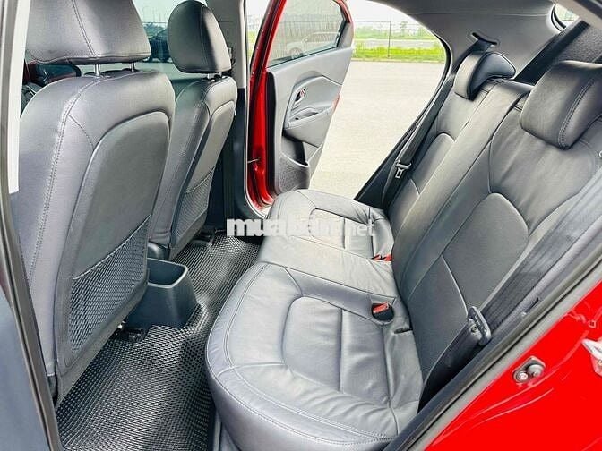 Kia Rio Hatchback 1.4AT 2014 Đỏ Tự động