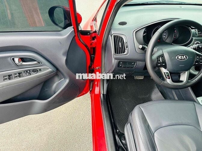 Kia Rio Hatchback 1.4AT 2014 Đỏ Tự động