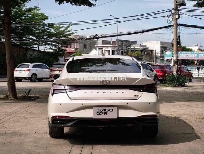 Hyundai Elantra 2024 2.0 Cao Cấp Trắng 20.000km