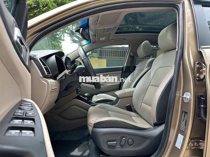 Hyundai Tucson 2.0ATH 2020 Vàng cát 70.000 km