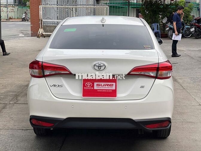 Toyota Vios E CVT 2025 Trắng Ngọc Trai 65.000km