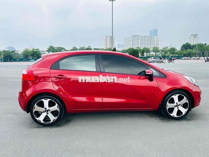 Kia Rio Hatchback 1.4AT 2014 Đỏ Tự động