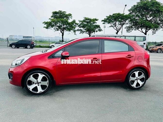 Kia Rio Hatchback 1.4AT 2014 Đỏ Tự động