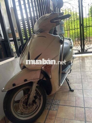 Honda Lead 2011 Vàng kem nguyên bản nữ dùng