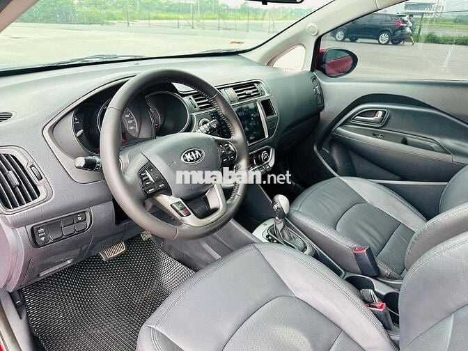 Kia Rio Hatchback 1.4AT 2014 Đỏ Tự động