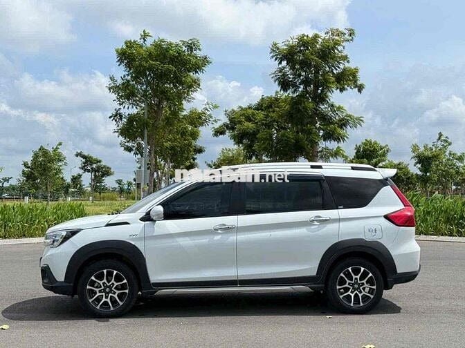 Suzuki XL7 2021 Trắng xe gia đình chất xe đẹp