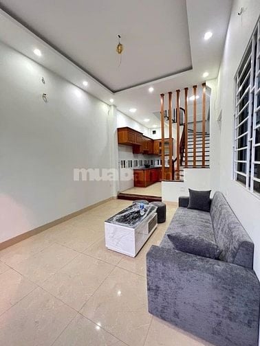 Cho thuê Nhà riêng 5 tầng giá 11 triệu tại Phú Diễn, Bắc Từ Liêm, HN