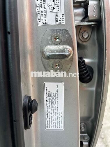 Toyota Innova 2010 Số tự động Bạc
