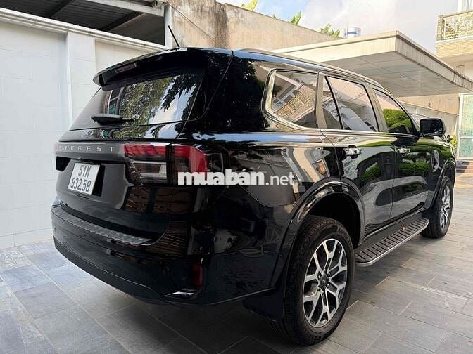 Ford Everest 2025 Titanium Plus 2.0L 4x4 AT