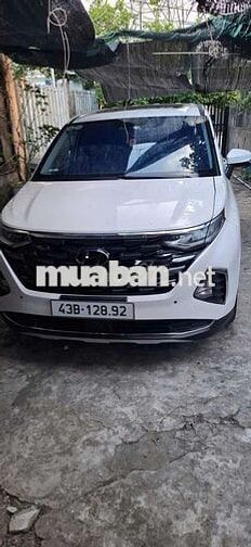 Hyundai Custin 2024 2.0 Tubor Trắng 7 chỗ