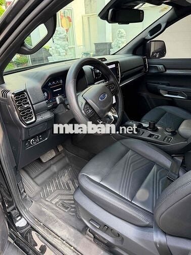 Ford Everest 2025 Titanium Plus 2.0L 4x4 AT