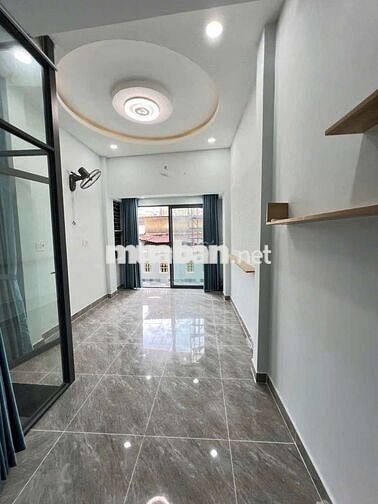 Nhà hẻm 341 Lạc Long Quân, Phường 5 Quận 11 TpHCM