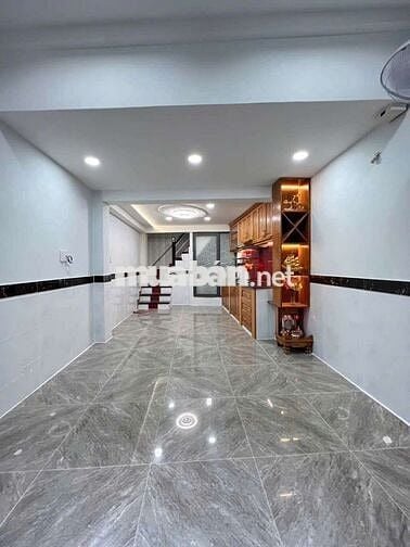 Nhà hẻm 341 Lạc Long Quân, Phường 5 Quận 11 TpHCM