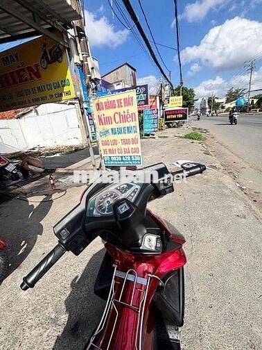 Honda Air Blade màu Đỏ