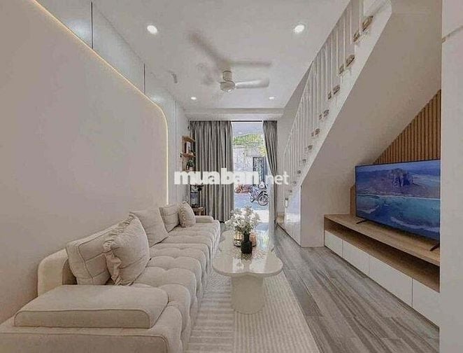 112 CHO THUÊ NHÀ ĐẸP 4PN FULL NỘI THẤT KIỆT NGUYỄN CÔNG TRỨ