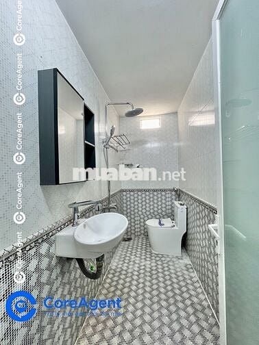 CĂN HỘ DỊCH VỤ FULL NỘI THẤT - CÂY GỖ MINH PHỤNG 